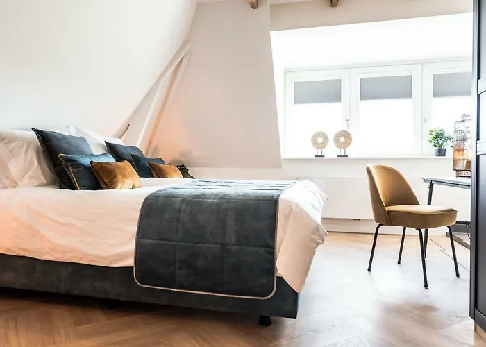 Bed & Breakfast De Vogelensangh 4*